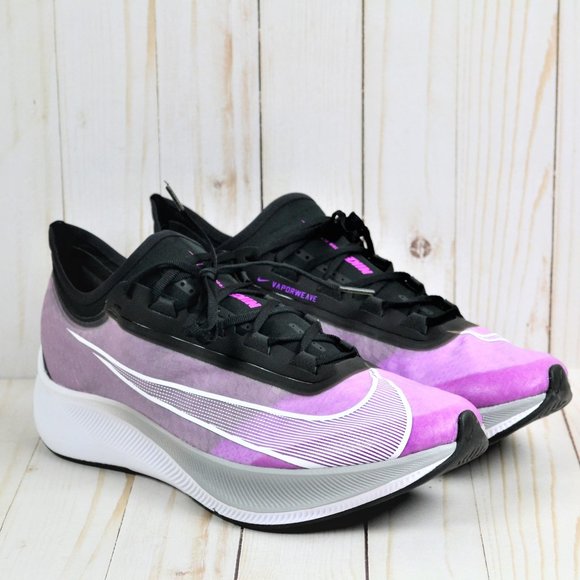 nike zoom fly 3 hyper violet